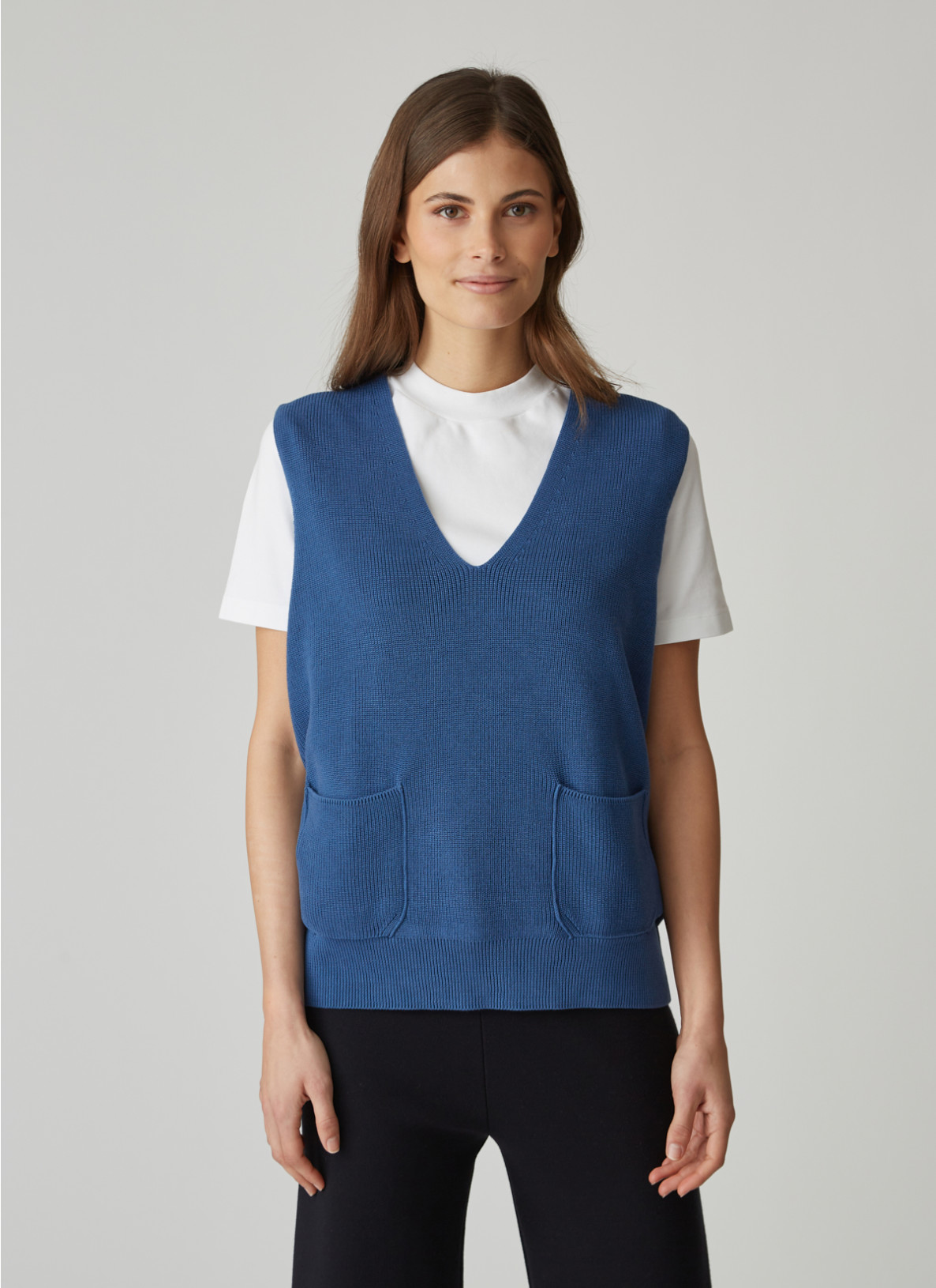 Pullunder aus Bio-Baumwolle von MAERZ München bei RUPP Moden