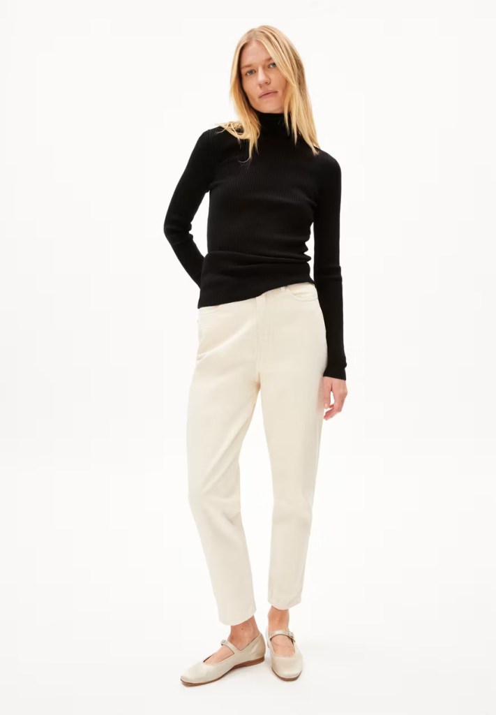 Mom Fit MAIRAA Undyed von ARMEDANGELS bei RUPP Moden